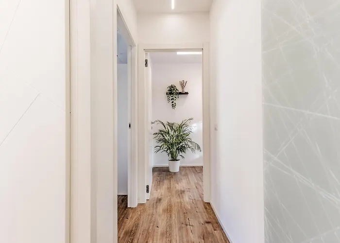 דירה Loungefloor Metro A Netflix & Wi-fi